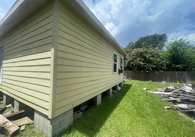 Photo 3 of Single family home for sale at 260 Rosen St, Bridge City, TX 77611 | MLS# 17326977 | Listing updated on 2026-09-26