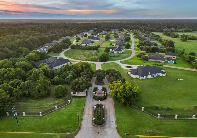 50th image of 19314 Chateau Ridge Ct, Tomball, TX 77377 | MLS# 31094823