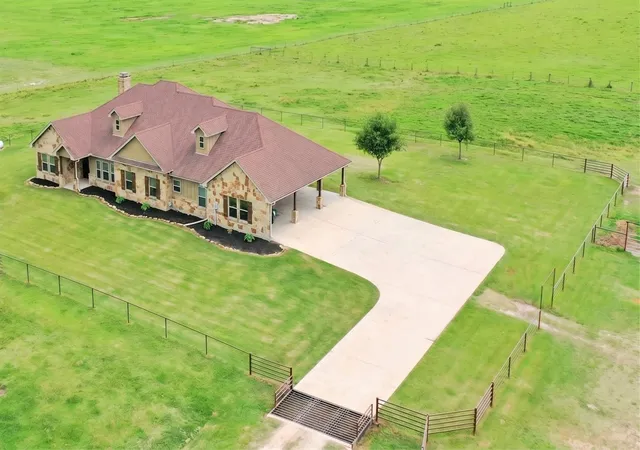 Homes for sale in Bedias, TX | 2792 County Road 145, Bedias, TX 77831 | MLS# 7244381