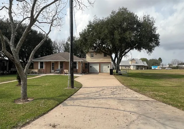 1st image of 1421 Hwy 36 N, Rosenberg, TX 77471 | MLS# 78236381