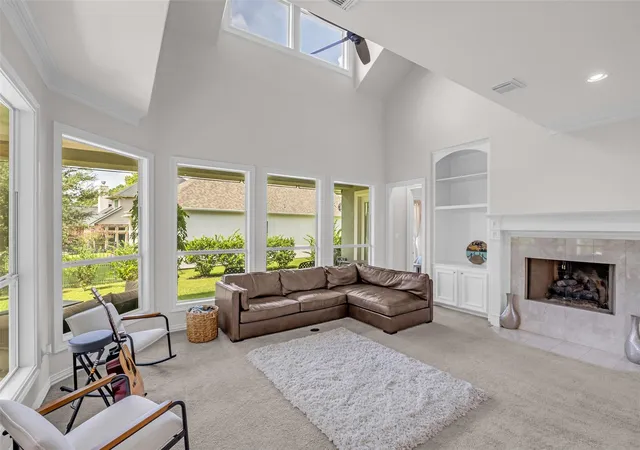 Photo 3 of Single family home for sale at 115 Hampton Glen Rd, Montgomery, TX 77356 | MLS# 96918370 | Listing updated on 2026-08-06