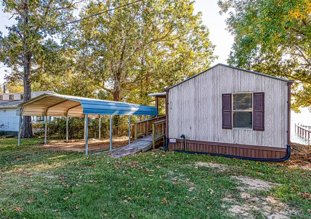 2nd image of 210 Rain Forest Rd, Onalaska, TX 77360 | MLS# 10485443