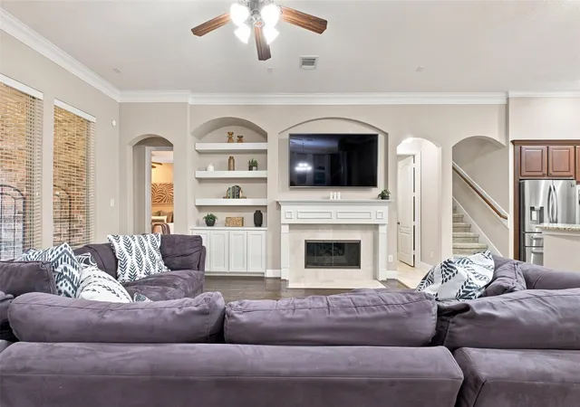 Photo 3 of Single family home for sale at 21502 Briar Landing Ln, Katy, TX 77450 | MLS# 88172644 | Listing updated on 2026-09-18