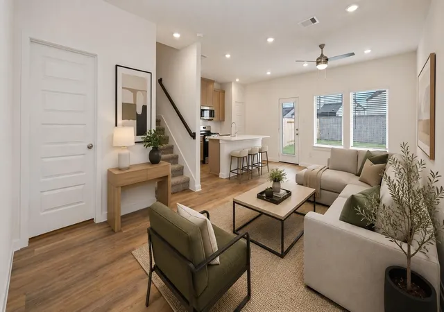 2nd image of 10314 Largent Hollow Trl, Houston, TX 77051 | MLS# 28709076