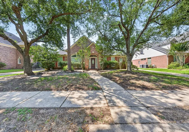 2nd image of 4314 N Pine Brook Wy, Houston, TX 77059 | MLS# 23455422