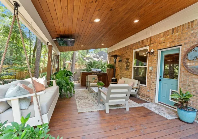 Photo 1 of Single family home for sale at 50 N Hollylaurel Cir, The Woodlands, TX 77382 | MLS# 39796440 | Listing updated on 2026-08-30