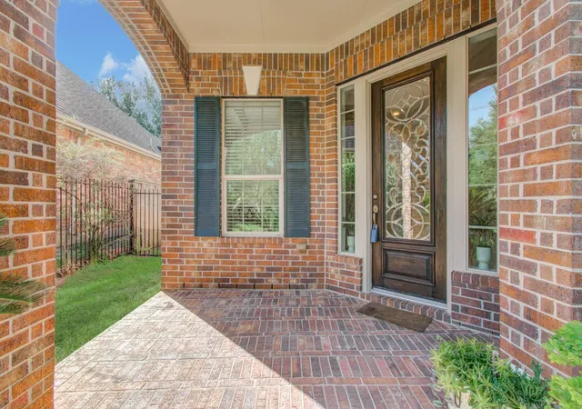Photo 3 of Single family home for sale at 107 N Victoriana Cir, Spring, TX 77389 | MLS# 79493769 | Listing updated on 2026-08-25