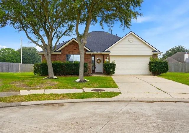 Homes for sale in Texas City, TX | 607 29th Ave N, Texas City, TX 77590 | MLS# 55728809
