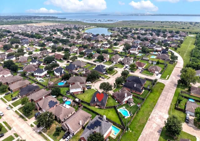 Homes for sale in Texas City, TX | 607 29Th Ave N, Texas City, TX 77590 | MLS# 55728809