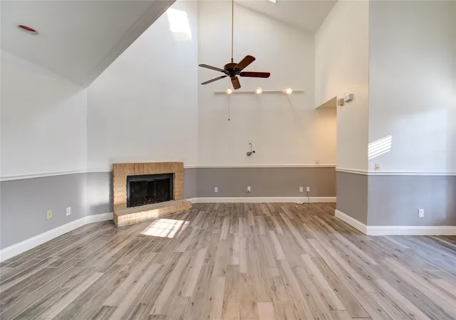 3rd image of 9809 Richmond Ave, Houston, TX 77042