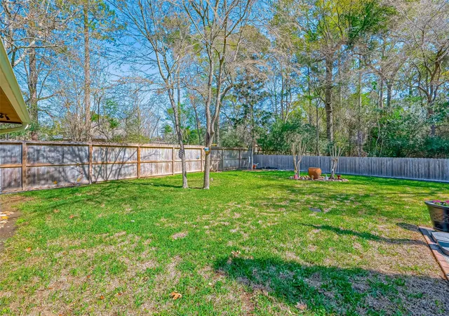 29th image of 715 Somerset St, Conroe, TX 77302 | MLS# 32437055