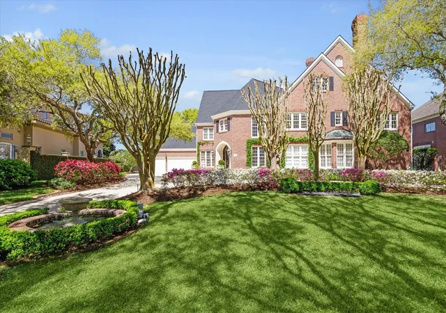 3rd image of 35 The Oval St, Sugar Land, TX 77479 | MLS# 48686131