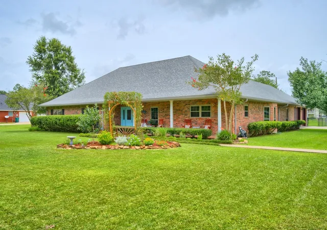 4th image of 2442 E Armand St St, Lake Charles, LA 70611 | MLS# 3041638