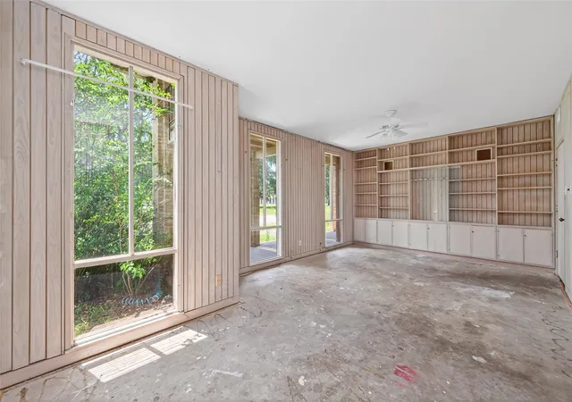 5th image of 219 Cardinal Dr, Liberty, TX 77575 | MLS# 86227968