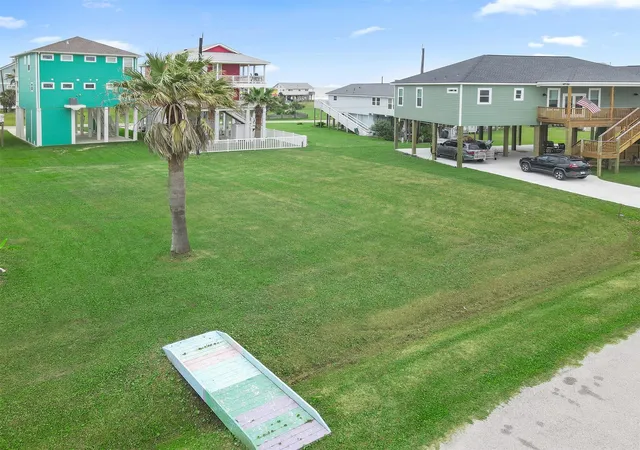 Photo 3 of Land for sale at 0 Las Palmas St, Galveston, TX 77554 | MLS# 27787947 | Listing updated on 2026-05-09
