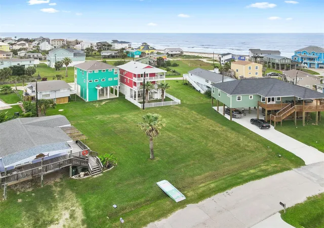 Photo 4 of Land for sale at 0 Las Palmas St, Galveston, TX 77554 | MLS# 27787947 | Listing updated on 2026-09-28