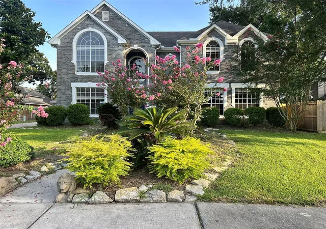 Photo 1 of Single family home for sale at 13315 Denver Oaks Dr, Houston, TX 77065 | MLS# 72261634 | Listing updated on 2026-09-18