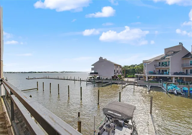 1st image of 3663 Nasa Pkwy #502, Seabrook, TX 77586 | MLS# 78812209
