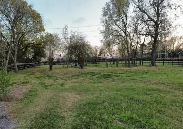 Photo 3 of Land for sale at 1003 Bowie St, Baytown, TX 77520 | MLS# 56400558 | Listing updated on 2026-07-17