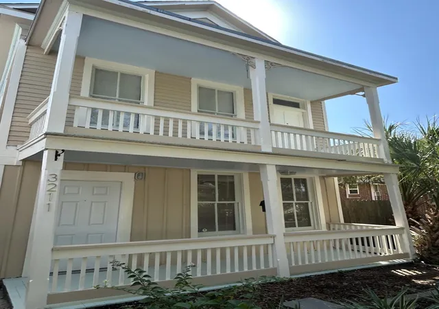 Photo 2 of Single family home for sale at 3211 Avenue N, Galveston, TX 77550 | MLS# 91329104 | Listing updated on 2026-09-15