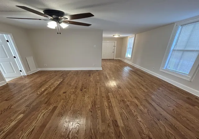 Photo 4 of Single family home for sale at 3211 Avenue N, Galveston, TX 77550 | MLS# 91329104 | Listing updated on 2026-09-15