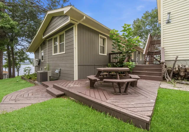 3rd image of 453 Sandy Ln, Onalaska, TX 77360 | MLS# 62581986