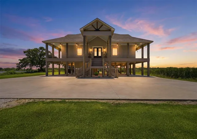 Homes for sale in Sabine Pass, TX | 7165 Backridge Rd, Sabine Pass, TX 77655 | MLS# 21748156