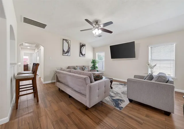 3rd image of 7523 Stallion Trail Dr, Humble, TX 77338 | MLS# 97675397