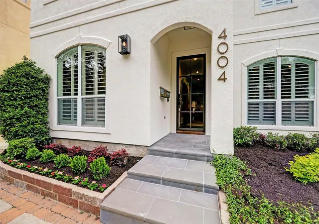 Photo 2 of Single family home for sale at 4004 Childress St, Houston, TX 77005 | MLS# 60335364 | Listing updated on 2026-09-09