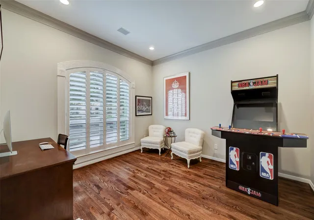 Photo 4 of Single family home for sale at 4004 Childress St, Houston, TX 77005 | MLS# 60335364 | Listing updated on 2026-09-09