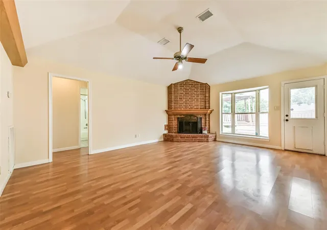 3rd image of 15723 Firthridge Ct, Webster, TX 77598 | MLS# 57560077