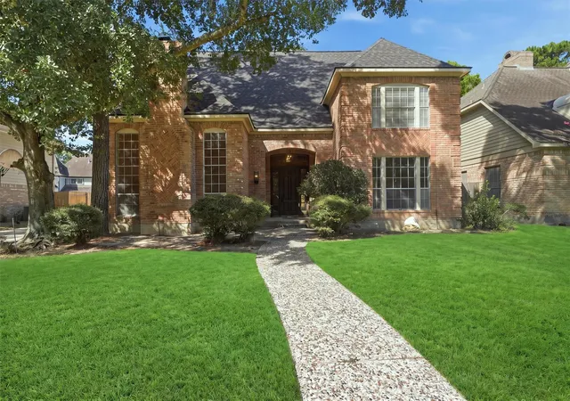 Photo 1 of Sale Pending at 16631 Wimbledon Forest Dr, Spring, TX 77379 | MLS# 89461423 | Listing updated on 2026-09-16