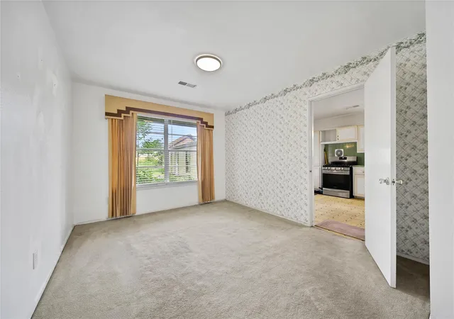 Photo 4 of Single family home for sale at 5245 Brinkman St, Houston, TX 77091 | MLS# 21125281 | Listing updated on 2026-07-08