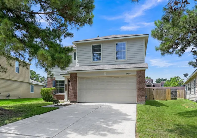 Photo 2 of Single family home for sale at 23919 Kingbriar Dr, Spring, TX 77373 | MLS# 36377093 | Listing updated on 2026-09-24
