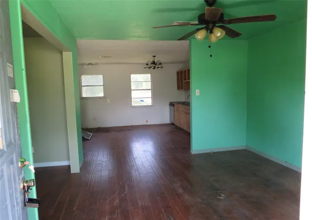 2nd image of 1721 Y U Jones Rd, Richmond, TX 77469 | MLS# 91889820