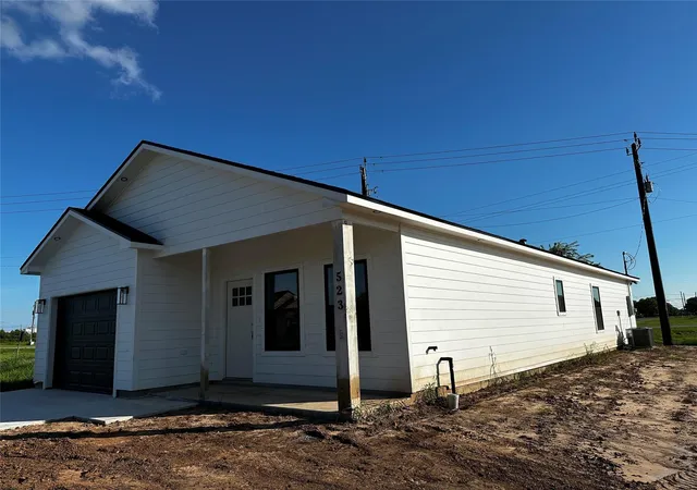Homes for sale in Freeport, TX | 523 S Avenue F, Freeport, TX 77541 | MLS# 57981528