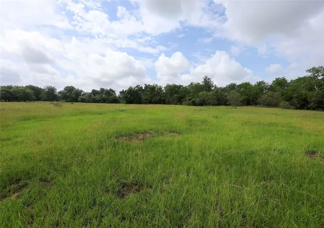 3rd image of 1340 Cr 253, Weimar, TX 78962 | MLS# 63884416