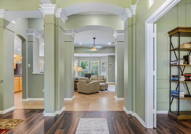 Photo 3 of Sale Pending at 15702 Park Center Wy, Houston, TX 77059 | MLS# 13738743 | Listing updated on 2026-09-12