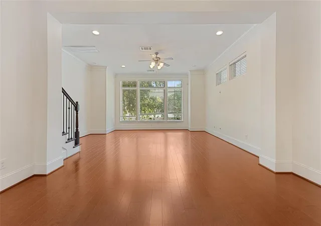 Photo 3 of Single family home for sale at 1820 Dennis St, Houston, TX 77004 | MLS# 61109627 | Listing updated on 2026-08-25