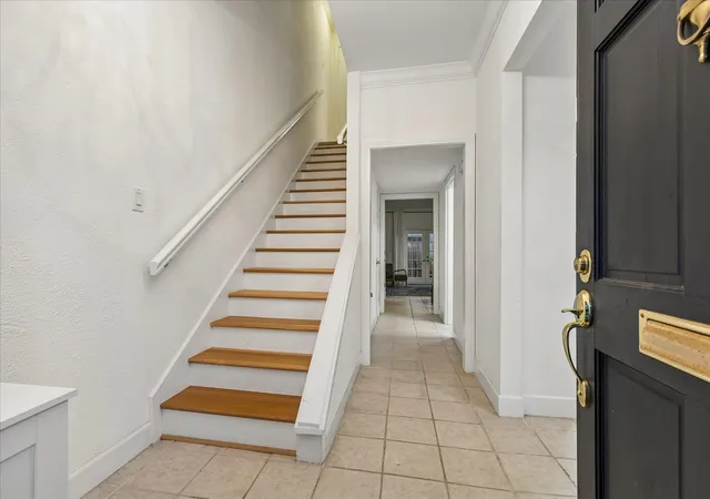 2nd image of 3776 Lake St, Houston, TX 77098 | MLS# 37157785