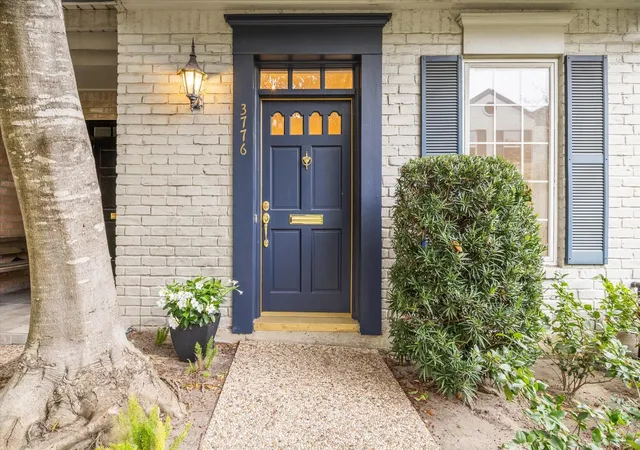 33rd image of 3776 Lake St, Houston, TX 77098 | MLS# 37157785