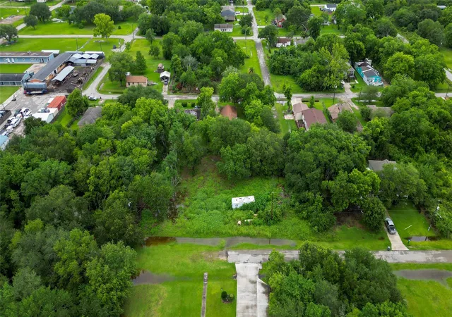 Photo 2 of Land for sale at 6702 Lewis Rd, Hitchcock, TX 77563 | MLS# 37950497 | Listing updated on 2026-05-29