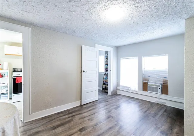 5th image of 904 Panama St, Houston, TX 77009 | MLS# 78687008
