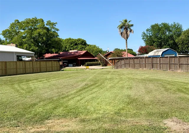 Homes for sale in Point Blank, TX | 395 Governor Hogg Dr, Point Blank, TX 77364 | MLS# 7058418