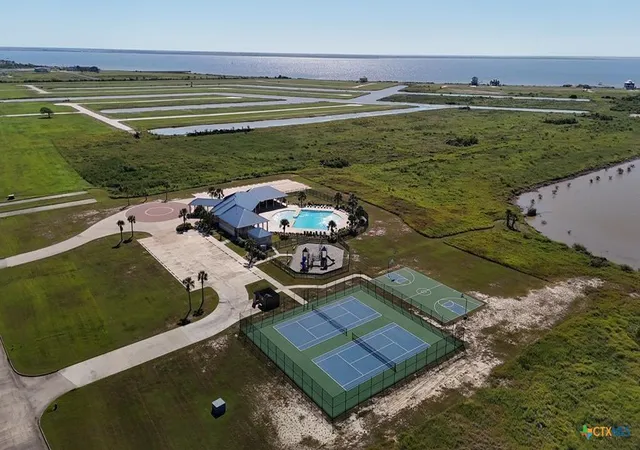 4th image of 0 Southshore Dr, Palacios, TX 77465 | MLS# 11391305