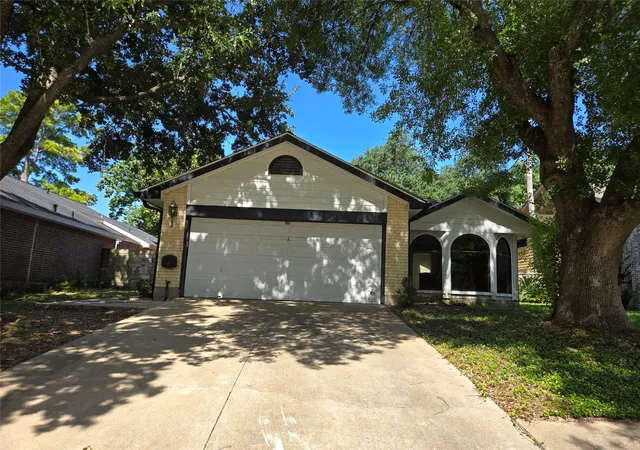 Photo 1 of Sale Pending at 1614 Bradney Dr, Houston, TX 77077 | MLS# 71343924 | Listing updated on 2026-09-14