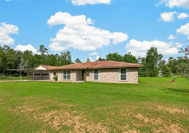 1st image of 17135 Spindle Oaks Dr, Conroe, TX 77385 | MLS# 45724420