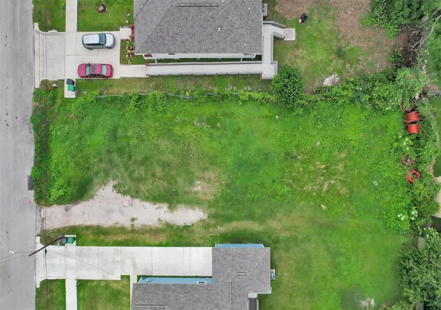 Photo 3 of Land for sale at 3306 Caplin St, Houston, TX 77026 | MLS# 7247832 | Listing updated on 2026-07-07