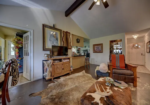 5th image of 4041 Fm 389, Brenham, TX 77833 | MLS# 53726325