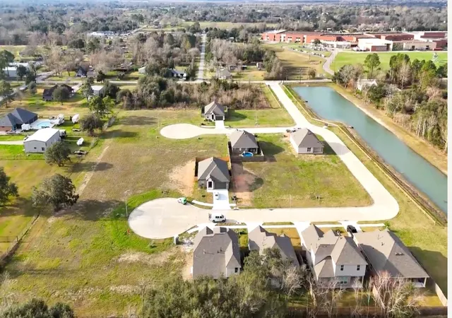 3rd image of 15827 Red Maple Ln, Santa Fe, TX 77517 | MLS# 27818861
